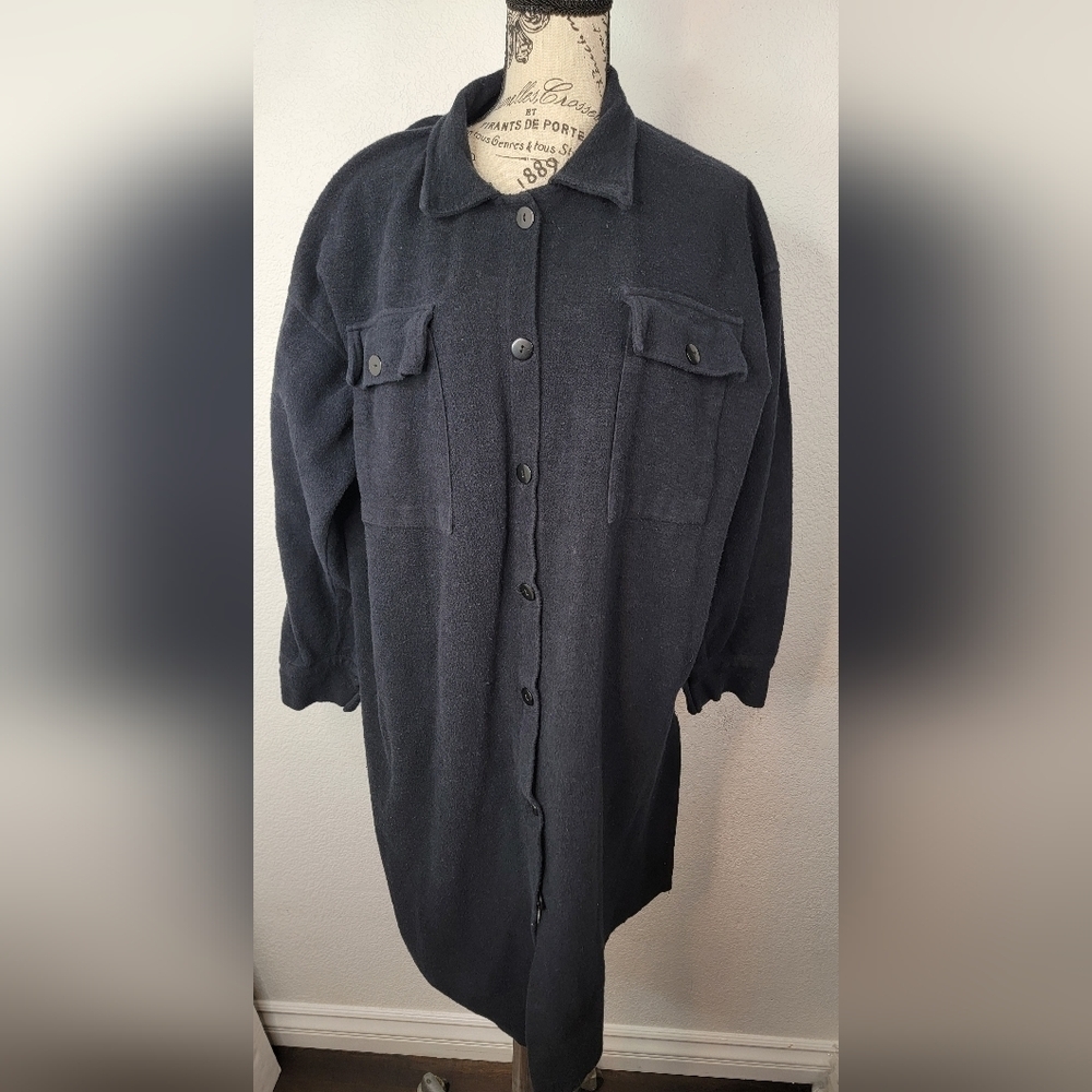 Pretty little thing Sz US 16 Longline Button Down Shacket Black